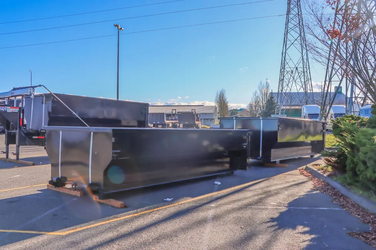 Professional dumpster rental and junk removal service in Goulding